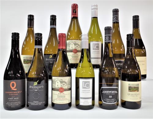 11 BOTTLES CANADIAN WHITE AND 1 RED WINE