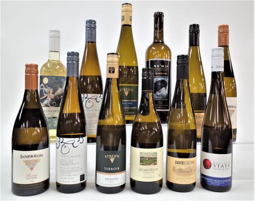 12 BOTTLES CANADIAN WHITE WINE