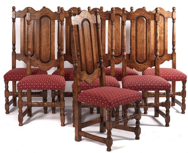 A SET OF EIGHT 17TH CENTURY STYLE OAK DINING CHAIRS (8)