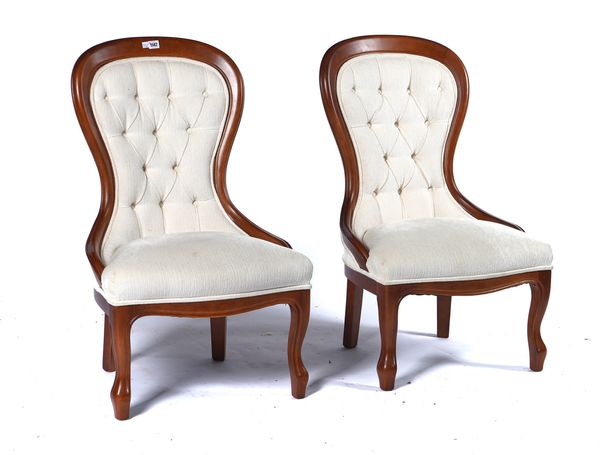 A PAIR OF VICTORIAN STYLE SPOON BACK NURSING CHAIRS (2)