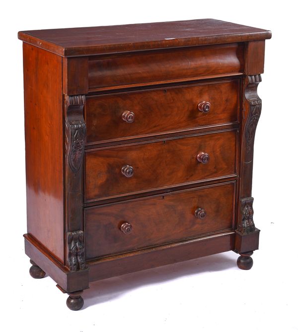 A VICTORIAN MAHOGANY CHEST OF DRAWERS