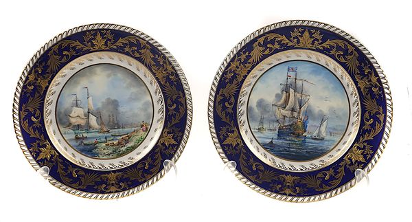 A PAIR OF LYNTON PORCELAIN PLATES BY STEFAN NOWACKI (2)