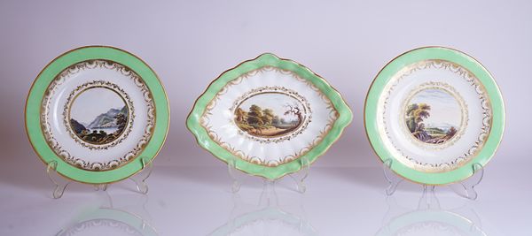 A DERBY LOZENGE SHAPED DISH AND TWO PLATES (3)