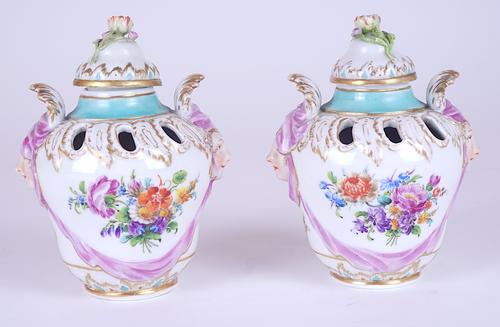 A PAIR OF SMALL BERLIN PORCELAIN POT POURRI VASES AND COVERS (4)