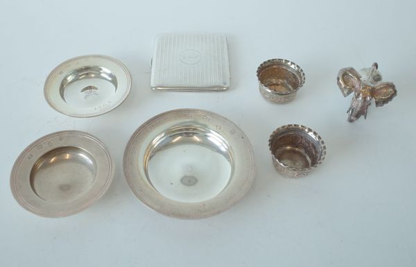 A SILVER MODEL OF AN ELEPHANT AND SIX FURTHER ITEMS OF SILVER (7)