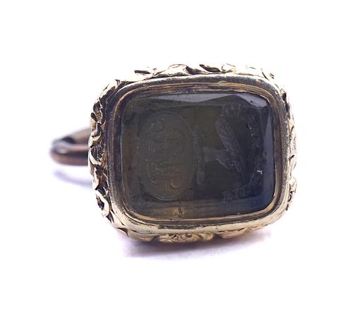 A VICTORIAN PALE GREEN AGATE PENDANT FOB SEAL