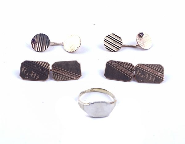 TWO PAIRS OF 9CT GOLD CUFFLINKS AND A RING (3)