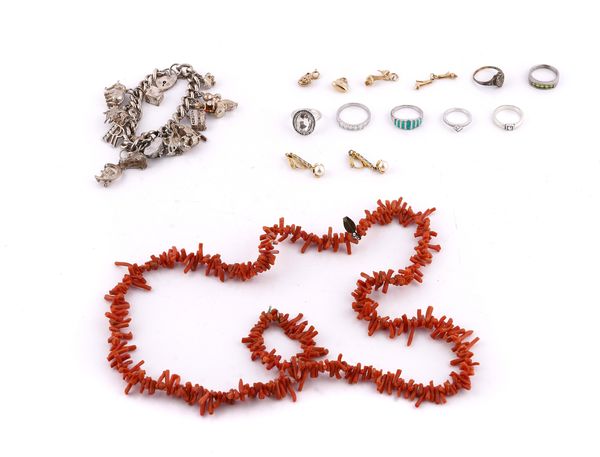 A GROUP OF JEWELLERY (14)