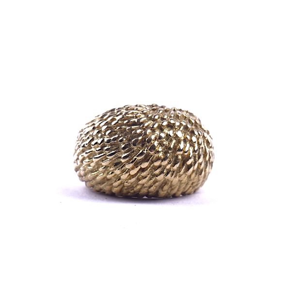 A GOLD RING