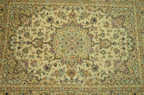 AN ESFAHAN RUG, PERSIAN