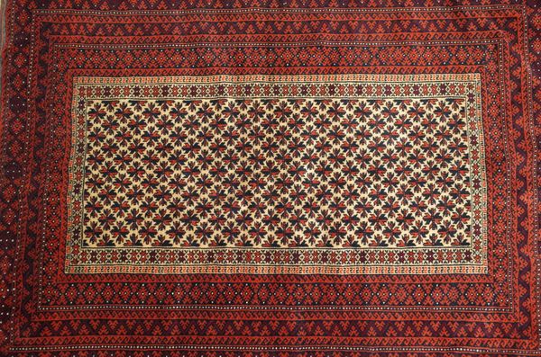 A BELUCHE RUG