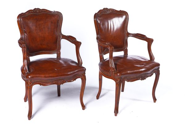 A PAIR OF LOUIS XV STYLE OPEN ARMCHAIRS (2)