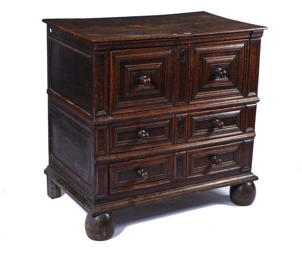 A 17TH CENTUURY OAK TWO PART CHEST