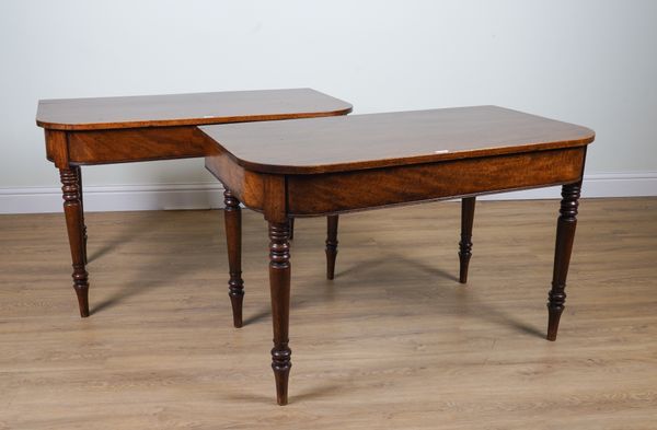 A PAIR OF REGENCY MAHOGANY D-SHAPED DINING TABLE ENDS/CONSOLE TABLES ON TURNED SUPPORTS (2)