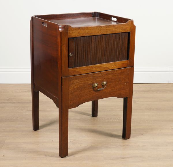 AN 18TH CENTURY MAHOGANY TRAY TOP TAMBOUR FRONTED NIGHT COMMODE