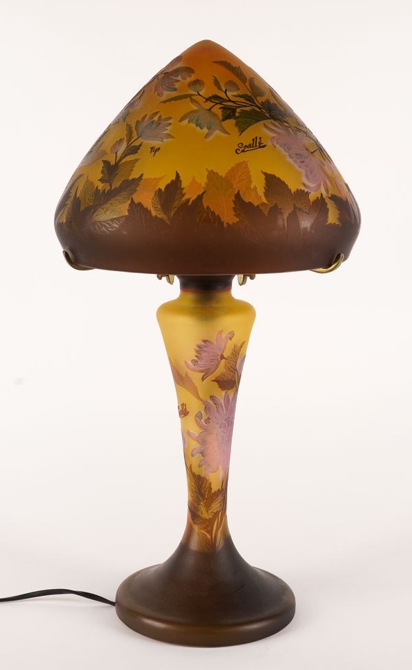 A ROMANIAN GALLÉ-STYLE CAMEO GLASS MUSHROOM LAMP