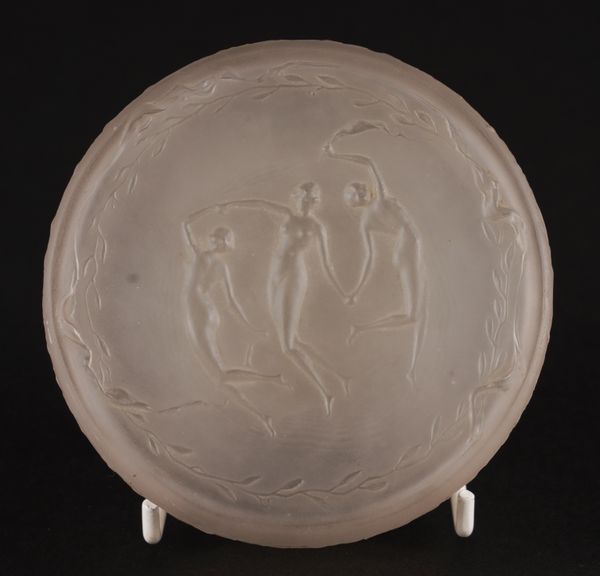 RENE LALIQUE FOR D'ORSAY, `TROIS FIGURINES' A CIRCULAR BOX AND COVER (2)