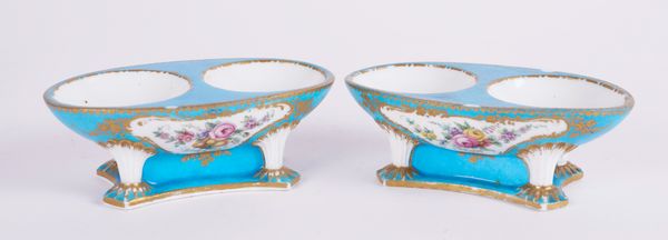 A PAIR OF SEVRES STYLE PORCELAIN OVAL DOUBLE SALTS (2)