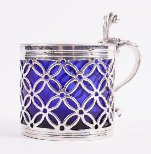 A GEORGE III SILVER MUSTARD POT