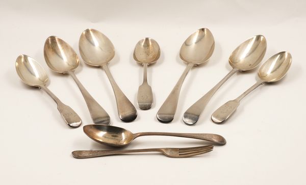 A GROUP OF SILVER TABLE FLATWARE (8)