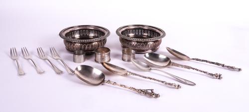 TWO PAIRS OF SILVER FIGURE TERMINAL SPOONS AND FOREIGN AND PLATED WARES (14)