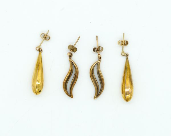 TWO PAIRS OF GOLD EARRINGS