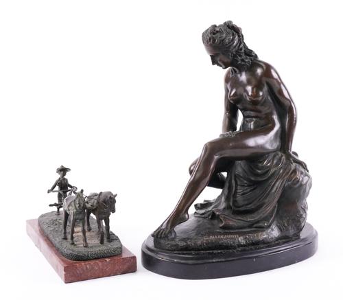AFTER CHRISTOPHE-GABRIEL ALLEGRAIN (FRENCH 1710-1795): 'VENUS AU BAIN' BRONZE SCULPTURE (2)