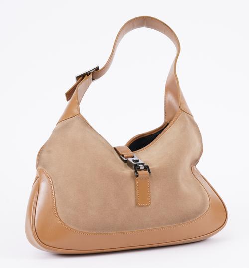 GUCCI: A CARAMEL LEATHER AND SUEDE JACKIE 1961 SHOULDER BAG (2)