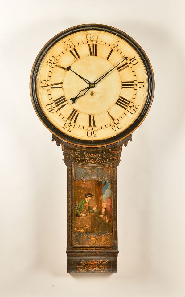 A GEORGE III PARCEL-GILT LACQUER-DECORATED TAVERN TIMEPIECE
