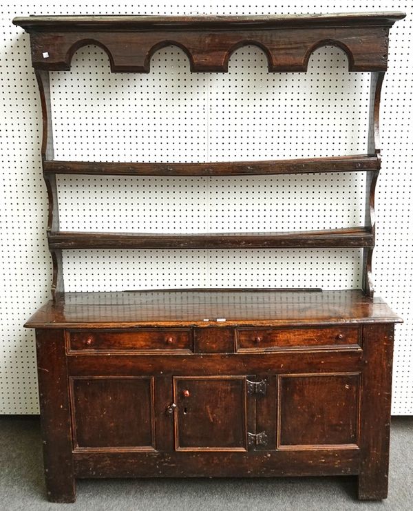 AN OAK WELSH DRESSER