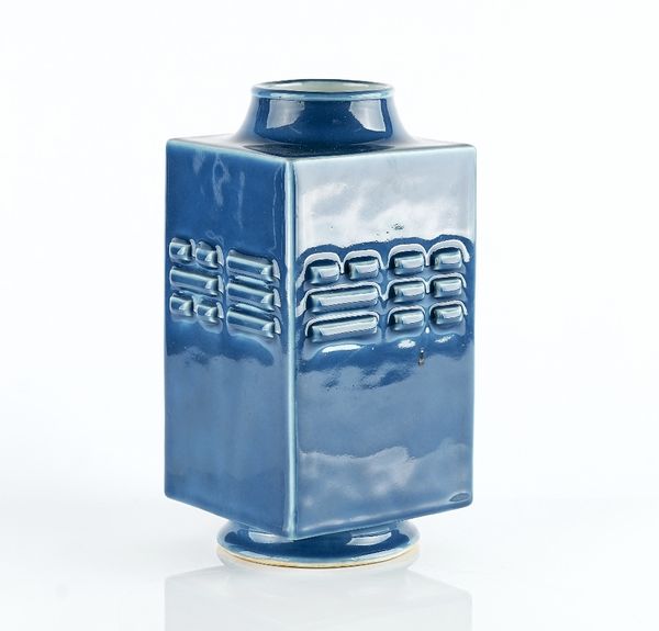 A Chinese blue-ground  vase ( Cong)