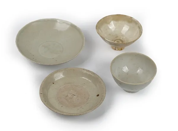 A Chinese qingbai shallow bowl