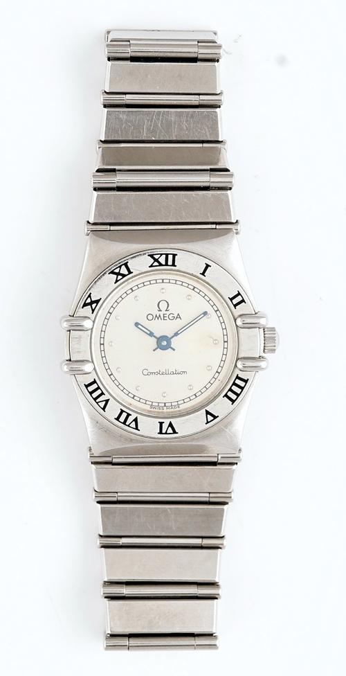 An Omega Constellation steel lady's bracelet wristwatch