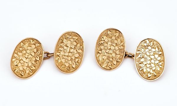 A pair of Victorian 9ct gold oval cufflinks