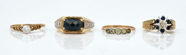 An 18ct gold, sapphire and diamond cluster ring and three further rings (4)