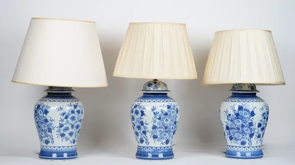 Three Chinese style blue and white baluster table lamps (3)