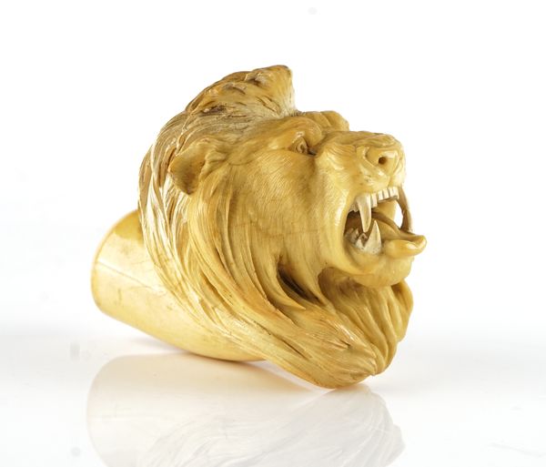 A LARGE MEERSCHAUM LION'S HEAD PIPE BOWL
