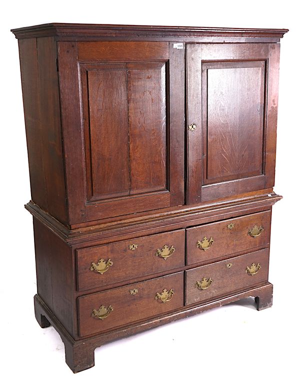 AN 18TH CENTURY OAK LINEN PRESS OF SMALL PROPORTIONS