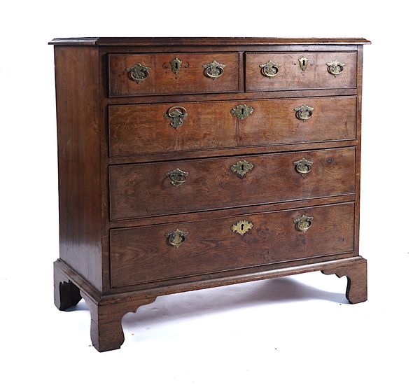 A MID-18TH CENTURY OAK CHEST OF DRAWERS