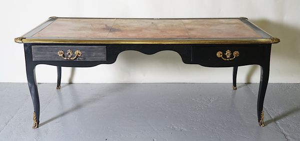 A 19TH CENTURY FRENCH BLACK LACQUER ORMULU MOUNTED BUREAU PLAT/WRITING DESK