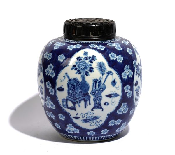 A LARGE CHINESE BLUE AND WHITE OVIFORM JAR AND WOOD COVER (2)