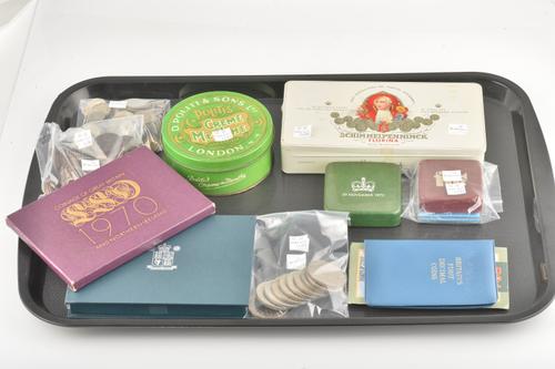 A LARGE QUANTITY OF BRITISH COINAGE