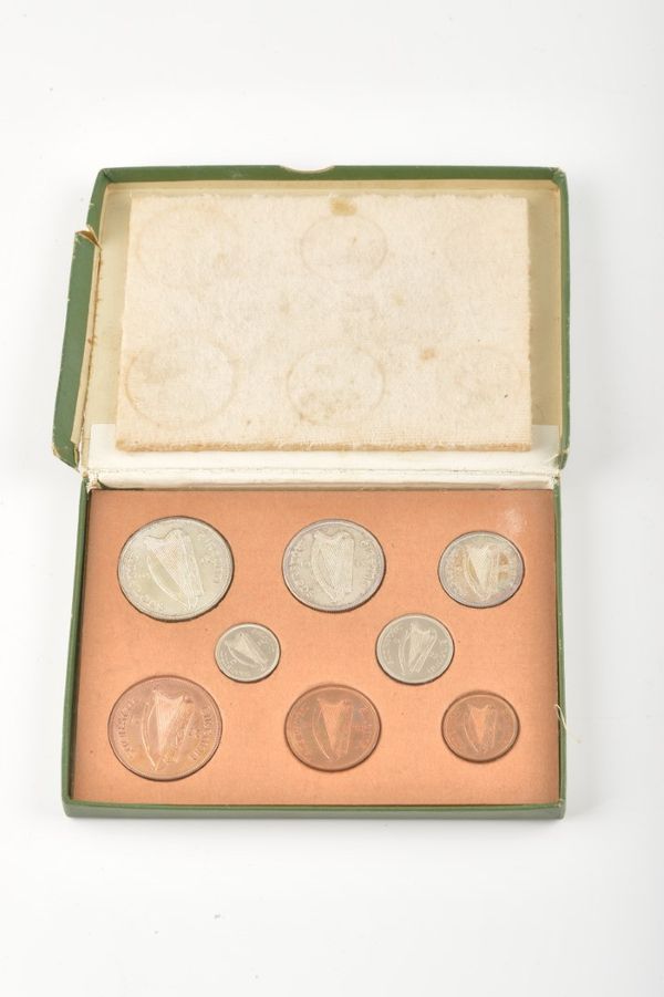 AN IRISH 1928 EIGHT COIN PROOF SET