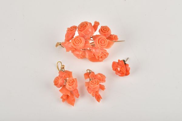 FIVE ITEMS OF CORAL JEWELLERY