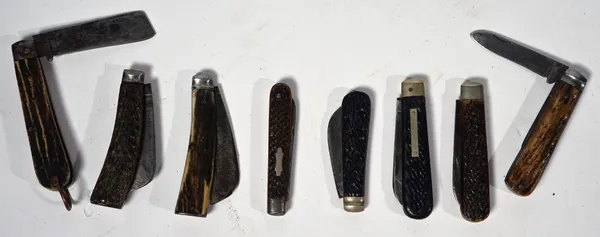 EIGHT BRITISH STAG HANDLED POCKET KNIVES (8)
