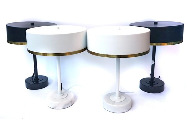 A SET OF FOUR  TABLE LAMPS TWO WHITE AND TWO BLACK  (4)
