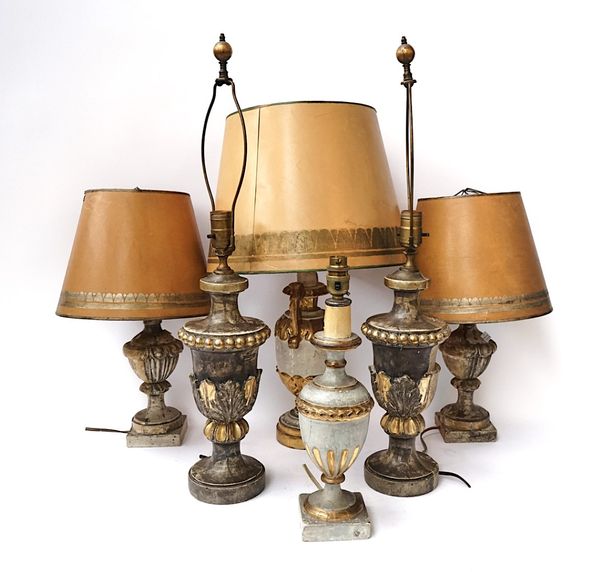 A GROUP OF ITALIAN STYLE PAINTED TABLE LAMPS AND SHADES (10)