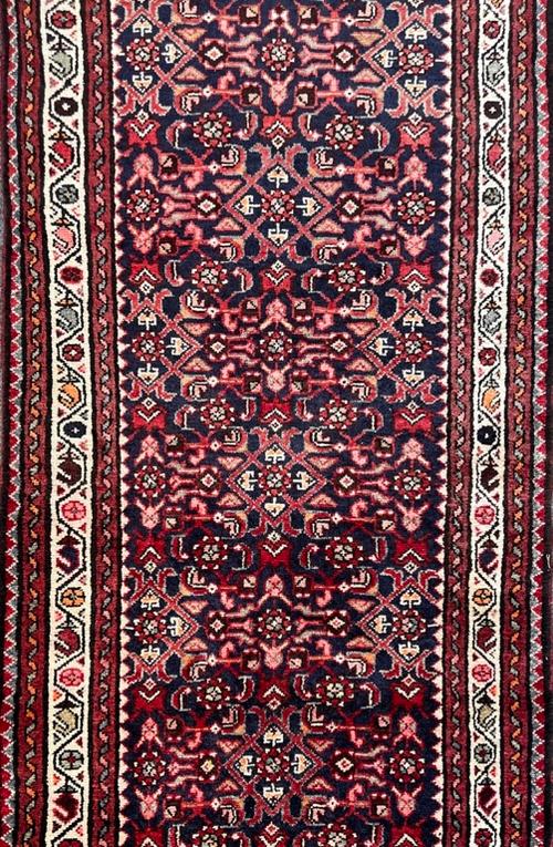 A MALAYER RUNNER, PERSIAN