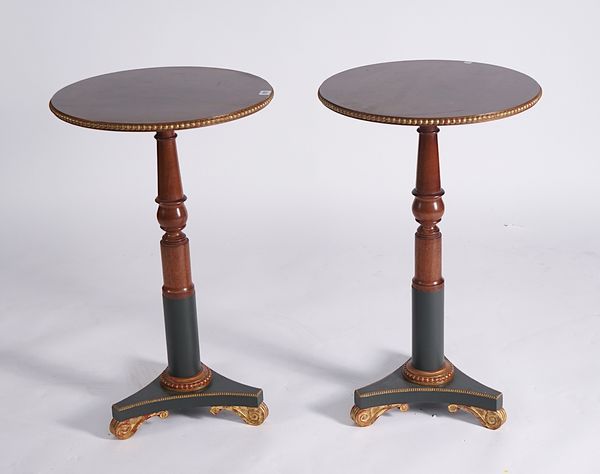 A PAIR OF REGENCY STYLE PARCEL-GILT AND POLYCHROME PAINTED CIRCULAR MAHOGANY OCCASIONAL TABLES (2)