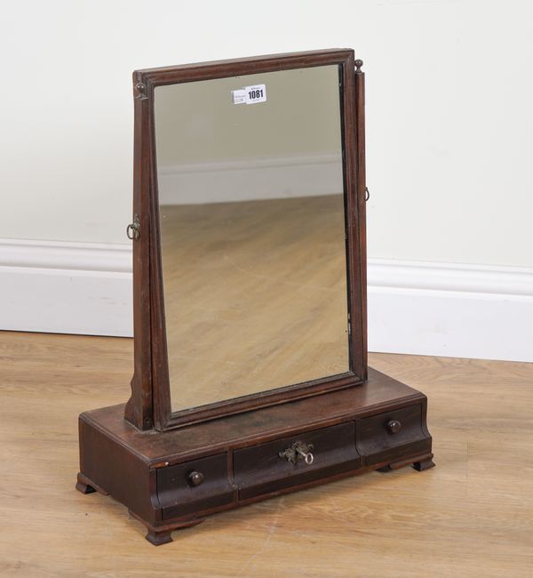 A GEORGE II MAHOGANY TOILET MIRROR